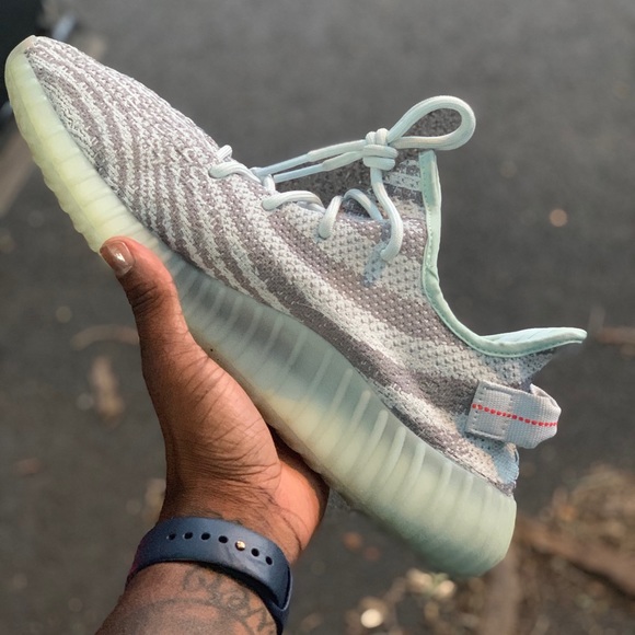 Yeezy boost tints. Size 12. 100% authentic. VNDS. - Picture 2 of 2